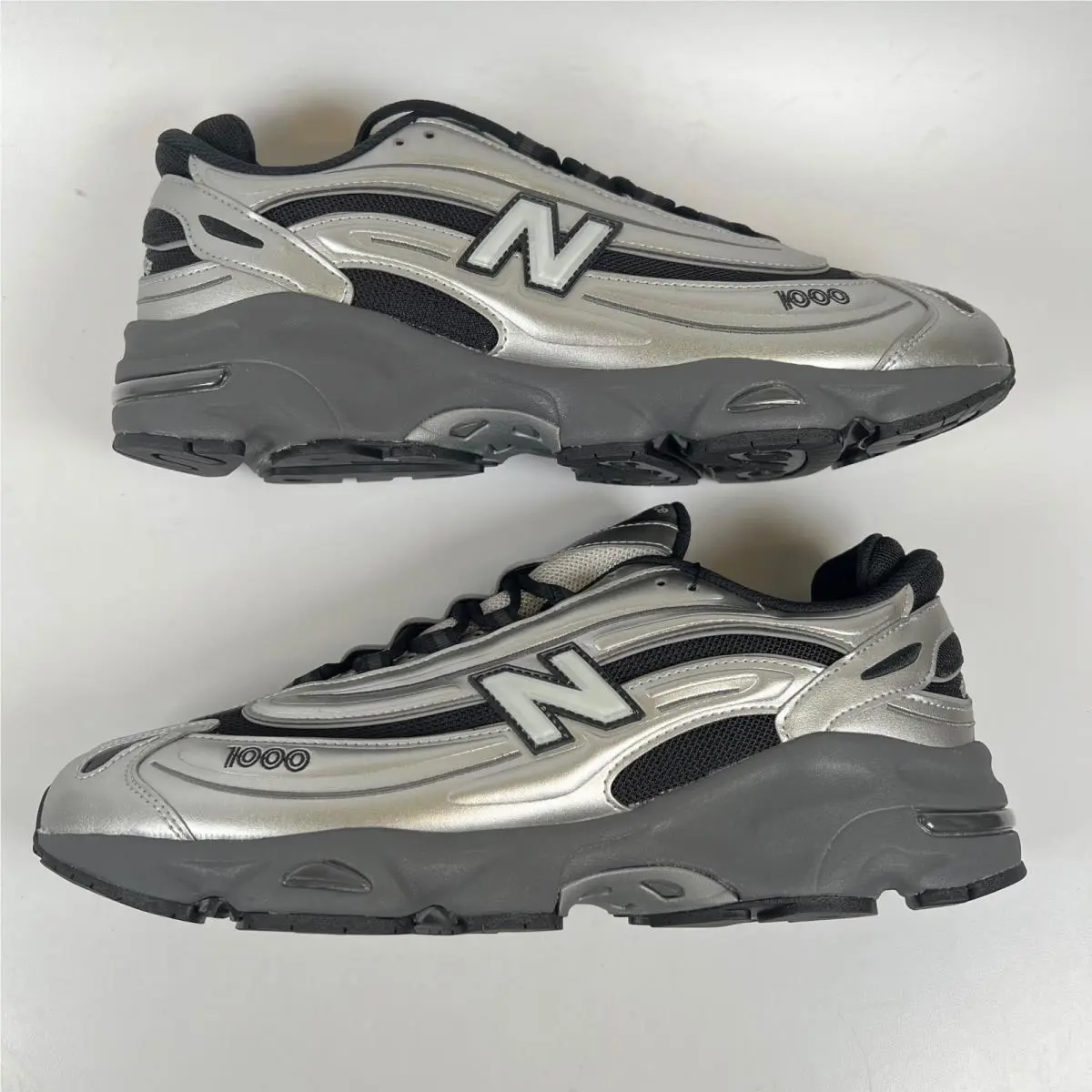 New Balance shoes - New Balance 1000 - Silver 0