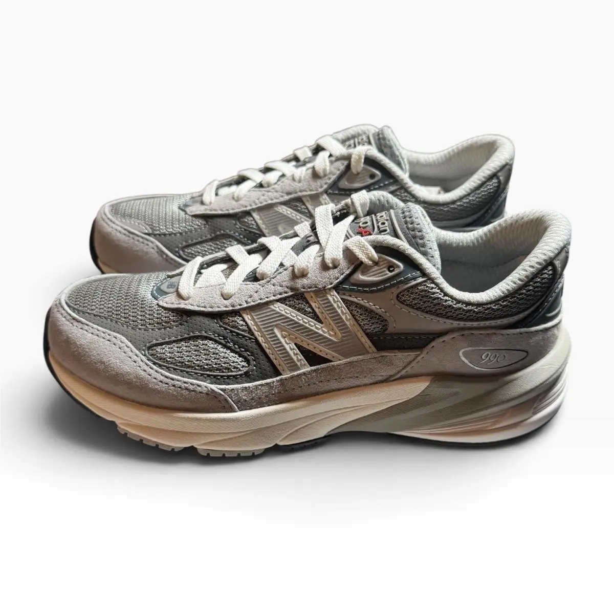 New Balance shoes - New Balance 990v6 - Gray 3