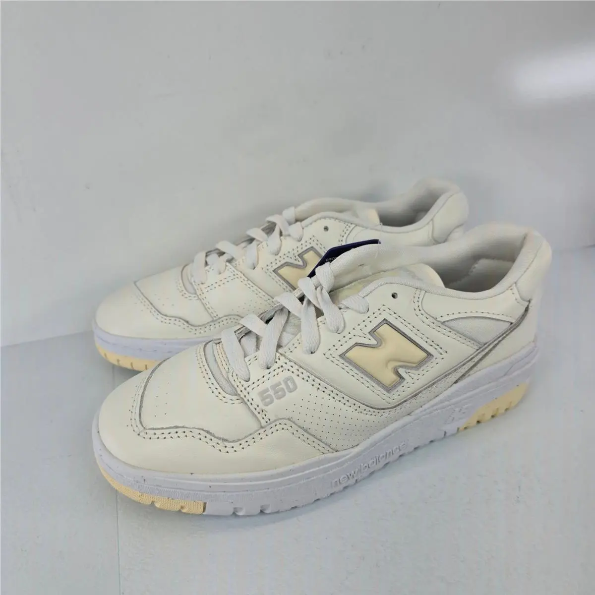 New Balance shoes - New Balance 550 - White 3