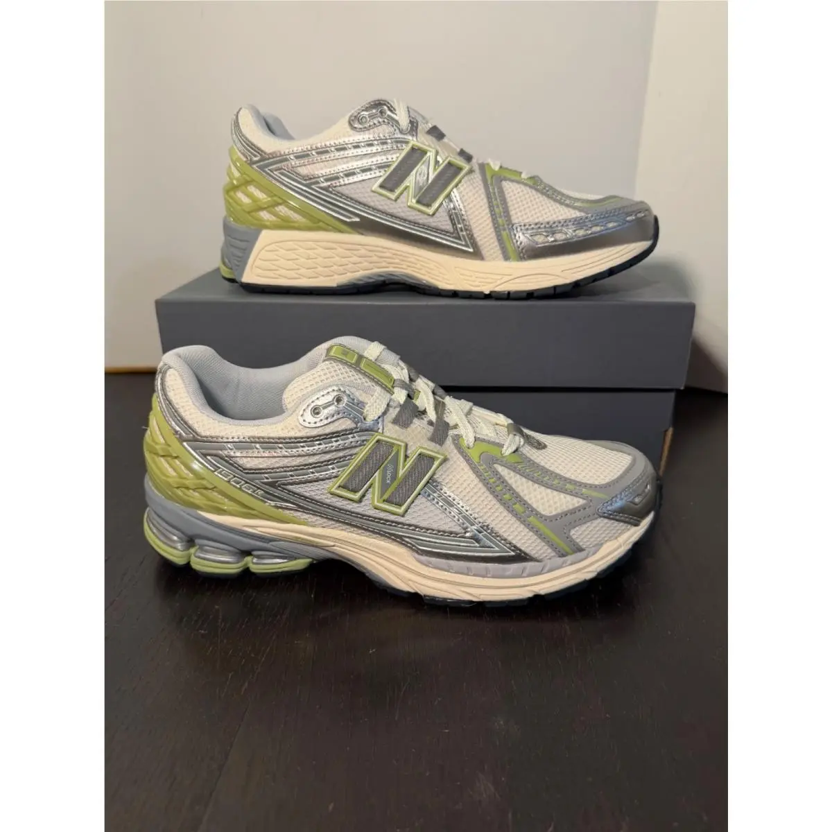 New Balance shoes - Grey, Green 0
