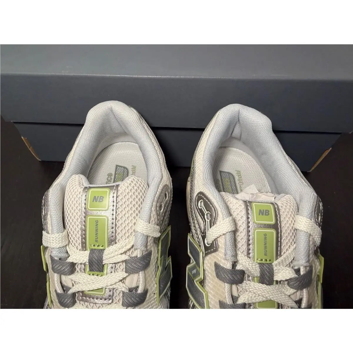 New Balance shoes - Grey, Green 3