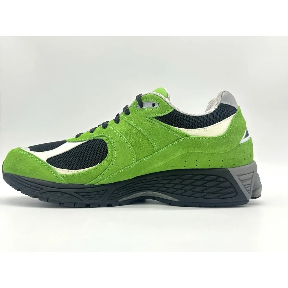 New Balance shoes - New Balance 2002R - M2002RGZ - Green (UPC: 195907281598) 2