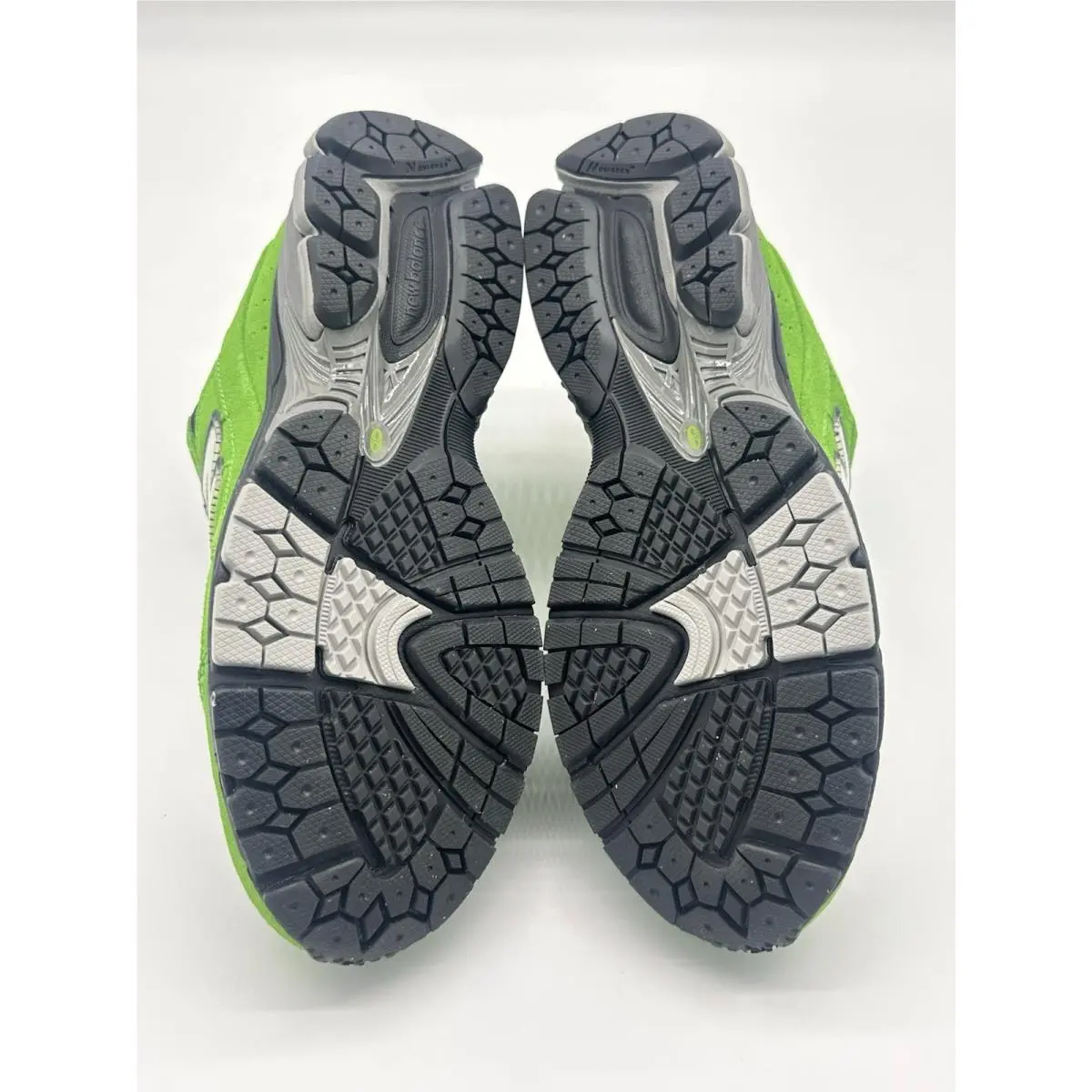 New Balance shoes - New Balance 2002R - M2002RGZ - Green (UPC: 195907281598) 5