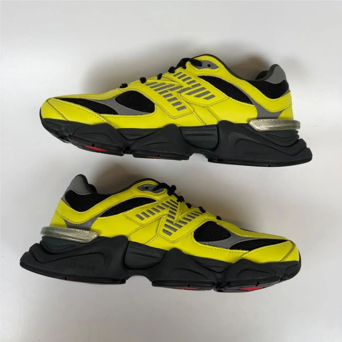 New Balance shoes - New Balance 9060 Tea Tree - Yellow 1