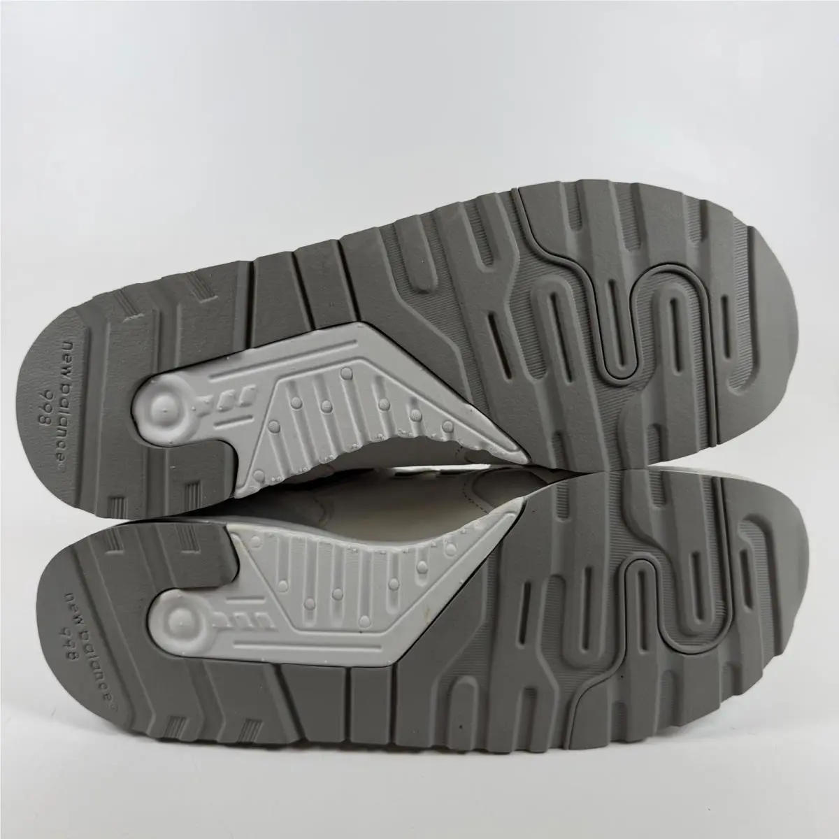 New Balance shoes - New Balance 998 - White 4