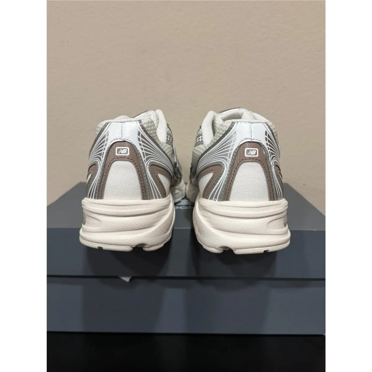 New Balance shoes - White 3
