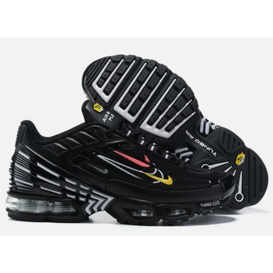 Nike shoes - Black 1