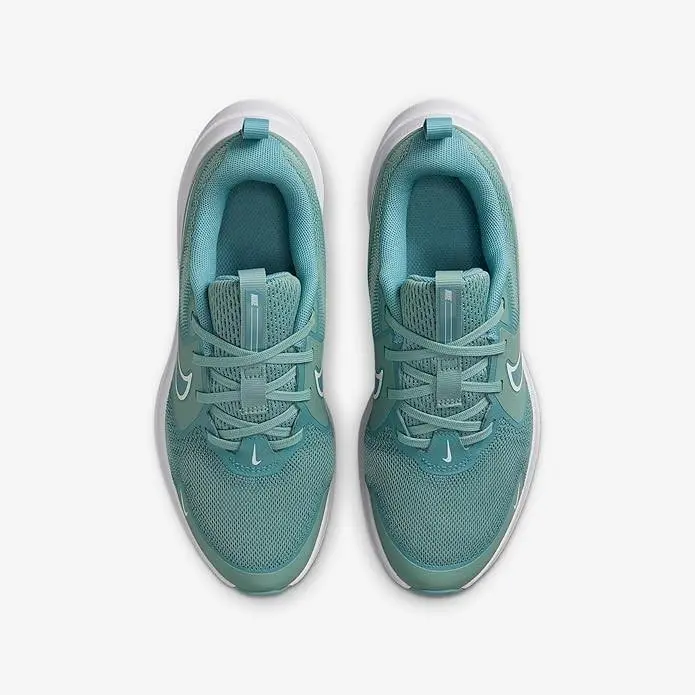 Nike shoes - Nike Cosmic Runner - Cosmic Runner - Green 2