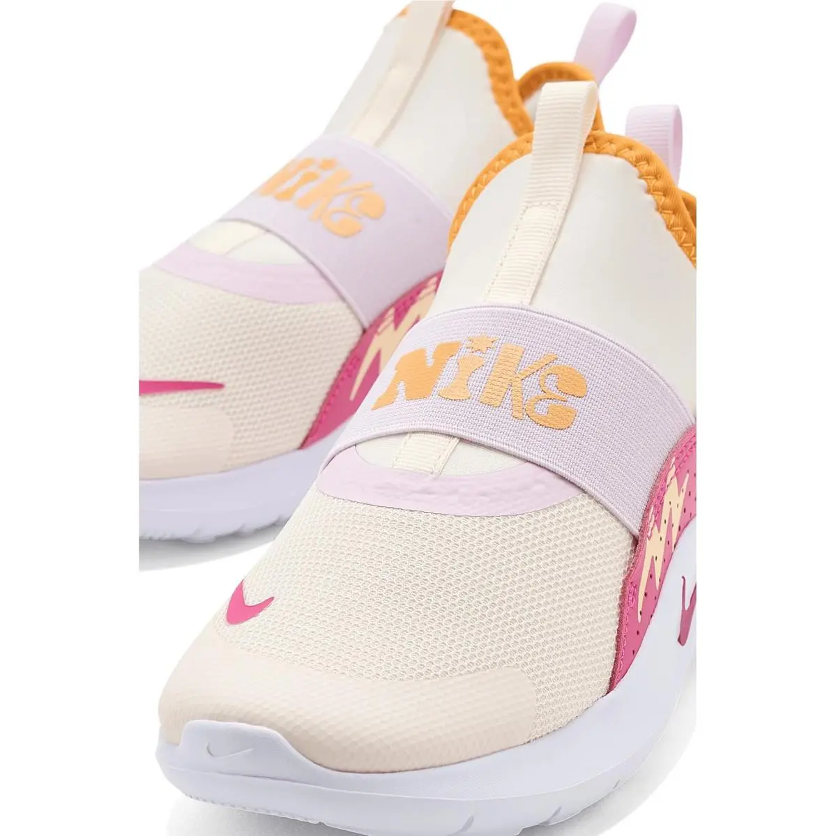 Nike shoes - Chalk/Desert Pink/Sundial/Tangerine Tint 11