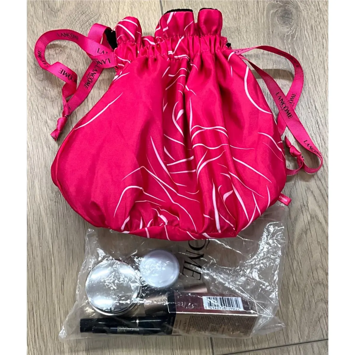 Lancome 7pc Set - Absolue Face Eye Cream Serum Mascara Lipstick Bag