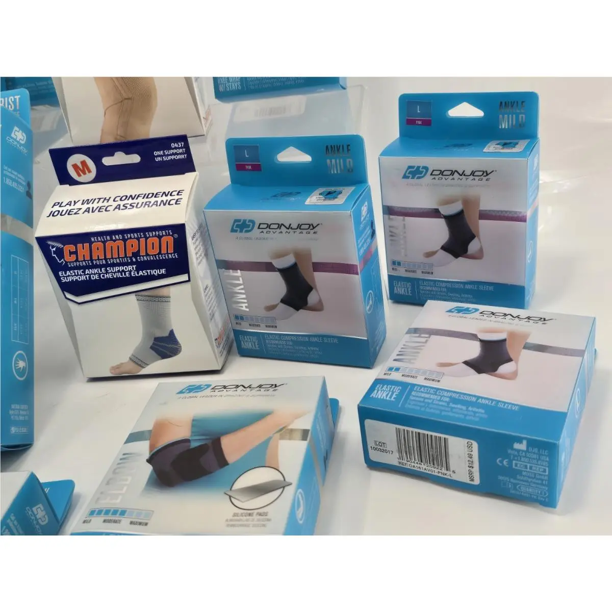 DonJoy  - Advantage - Advantage (UPC: 190446209881) 1