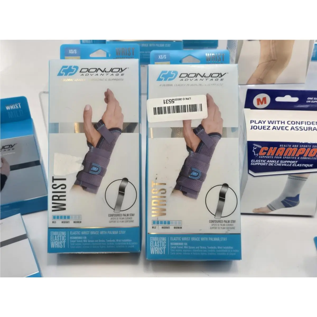 DonJoy  - Advantage - Advantage (UPC: 190446209881) 5