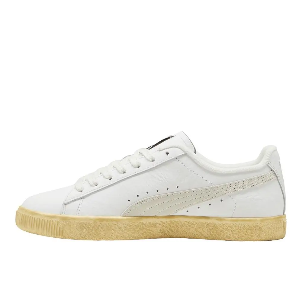 Puma shoes - PUMA Clyde Vintage Lace Up - 39468704 - White 9
