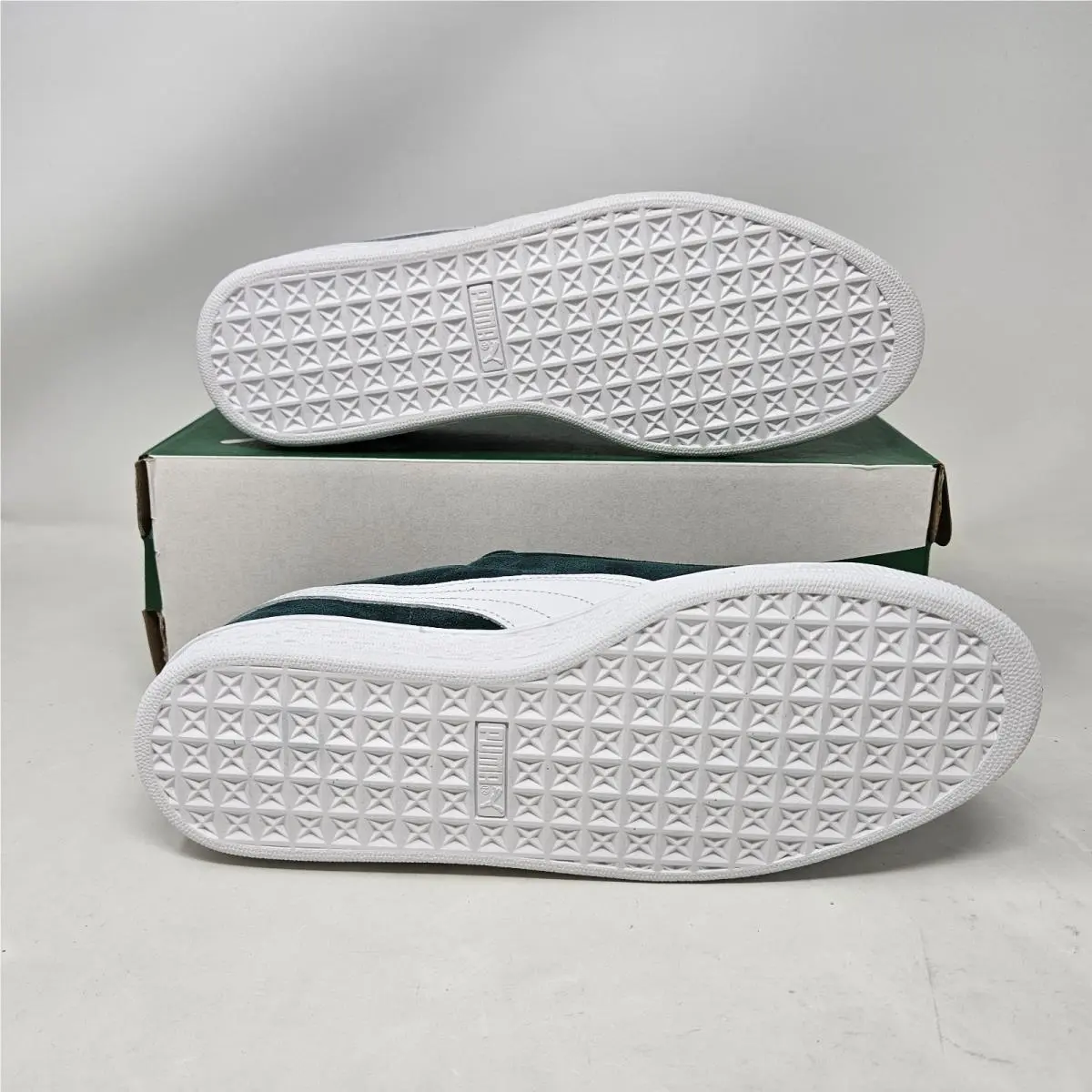 Puma shoes - PUMA Suede Classic Lace Up - 399781-15 - Dark Myrtle - Puma White 1