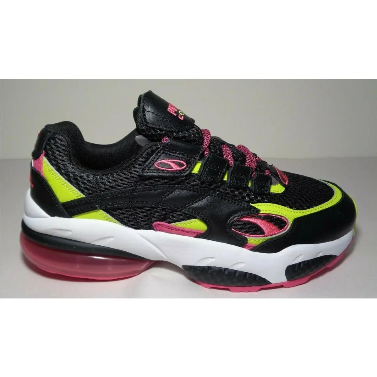 Puma shoes - Black (UPC: 192340601303) 0