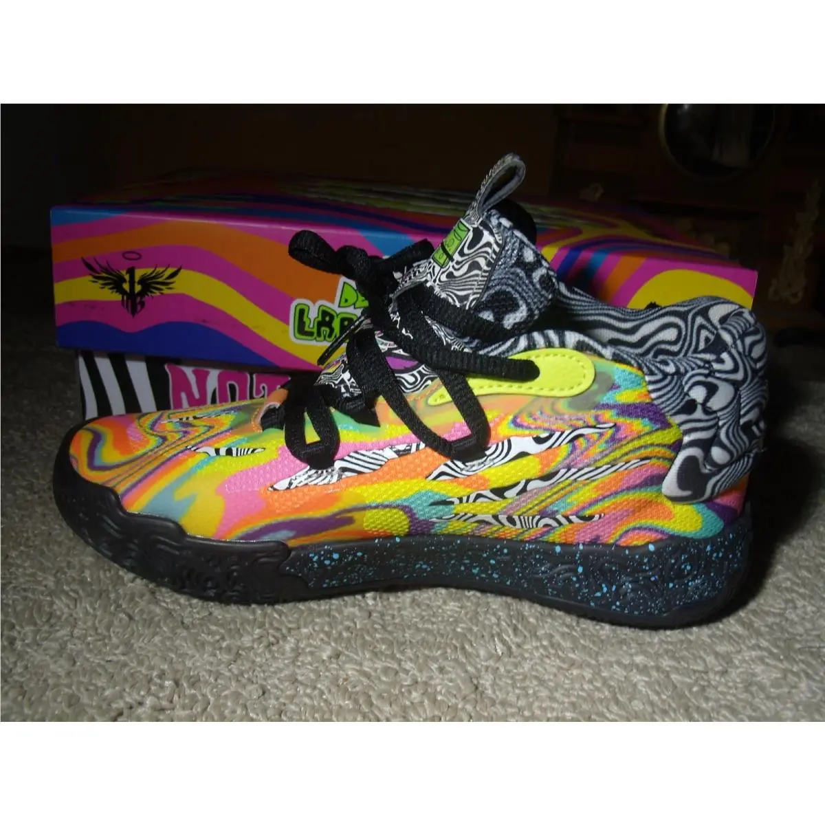 Puma shoes - Nike Air More Uptempo - Nike Air More Uptempo - DM8155 100 - Multicolor 5