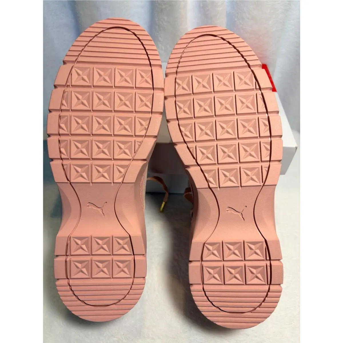 Puma shoes - 37297401 - 372974_01 - Pink/Gold 5