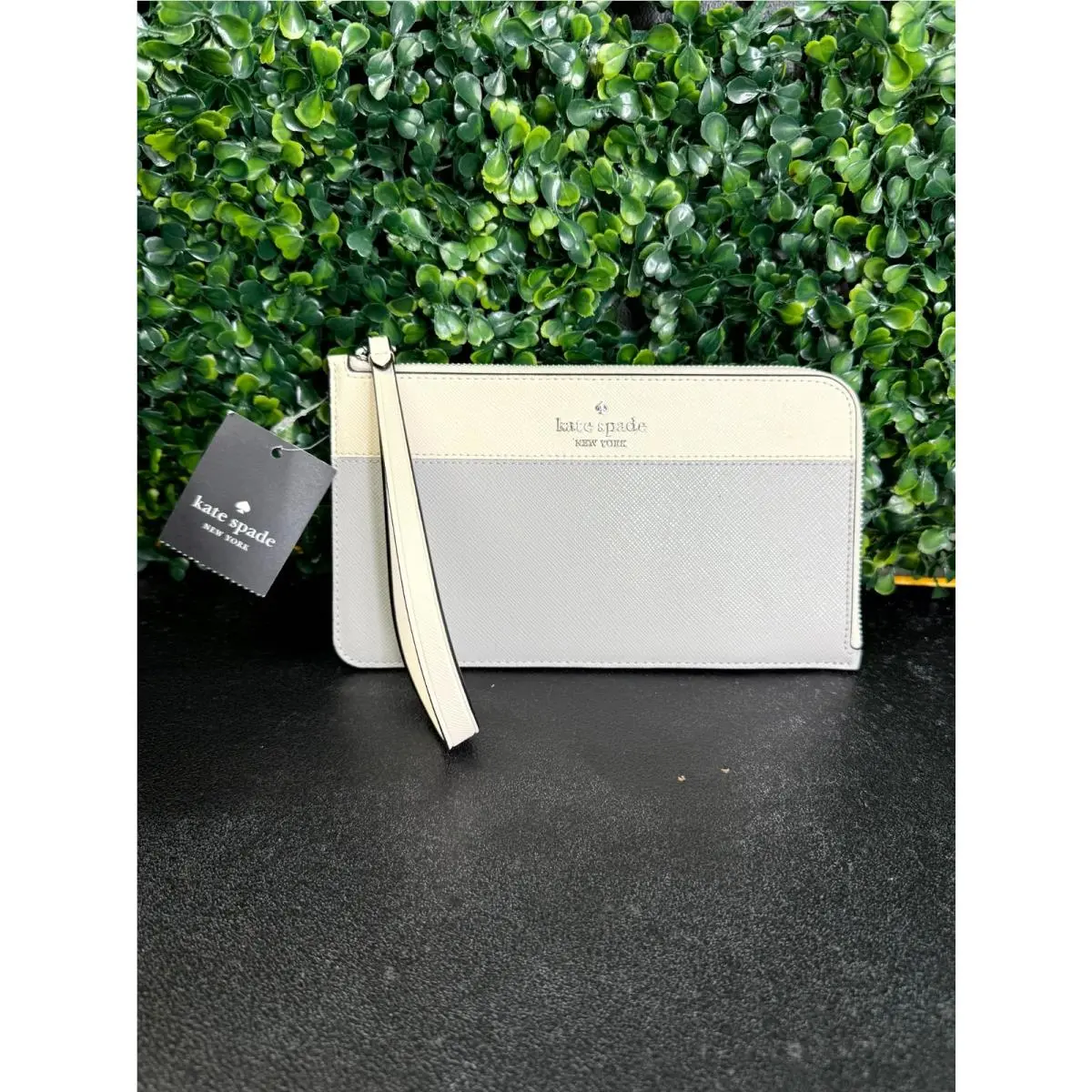 Kate Spade New York Lucy L-zip Wristlet Wallet Women Gray Cream Saffiano Leather