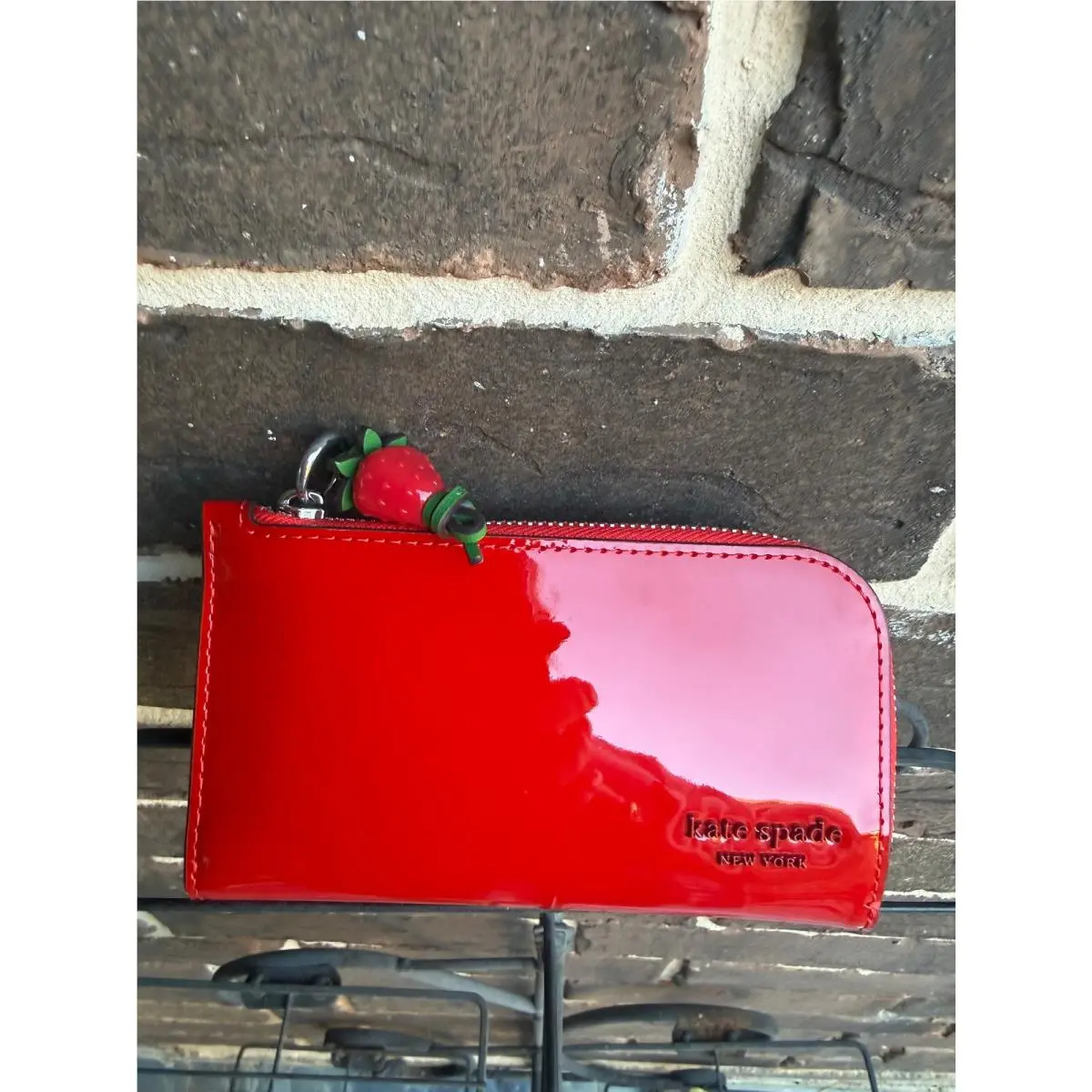 Kate Spade Devin Bifold Patent Leather Card Wallet Strawberry Ruby Red