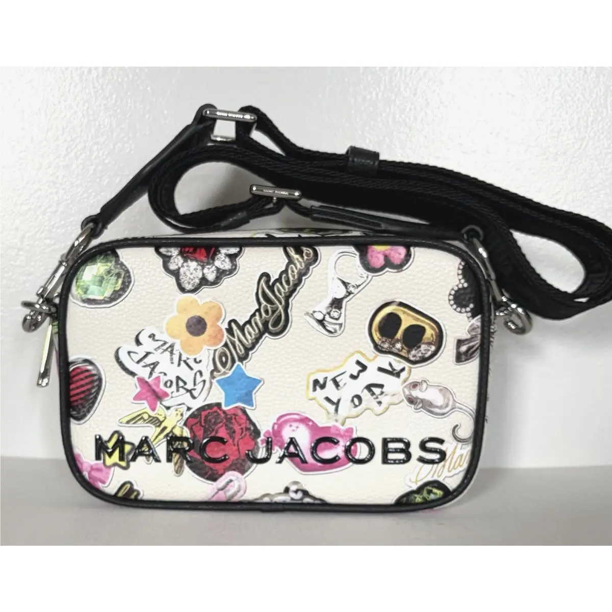 Marc Jacobs Graphic Sticker Crossbody Camera Bag Pebble Leather White Multi