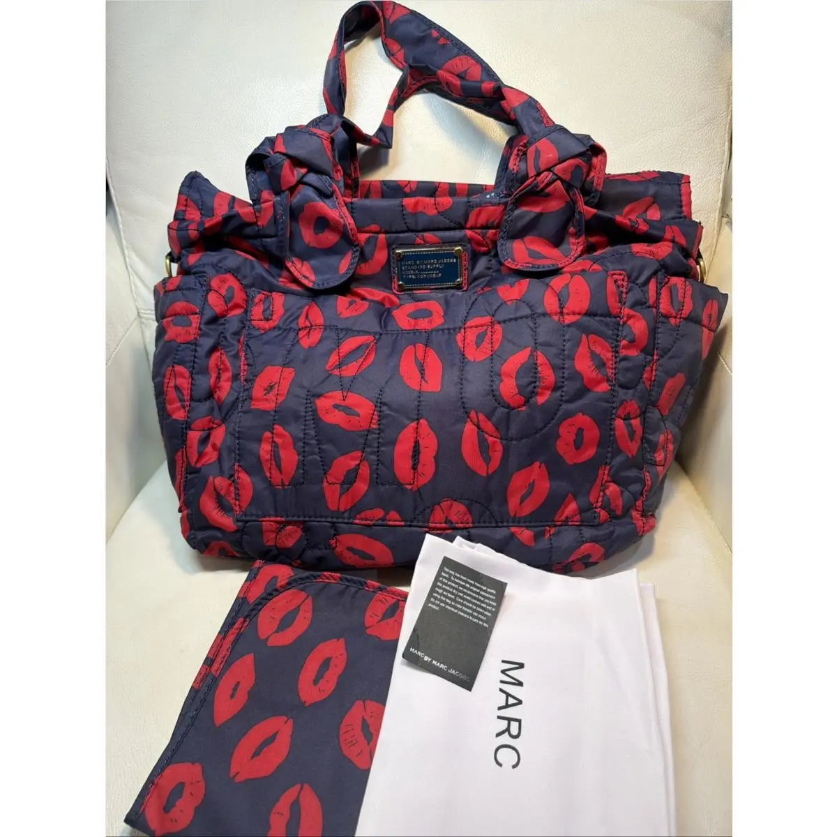 Marc by Marc Jacobs Standard Supply Quilted Blue Nylon Red Lips Tote Bag