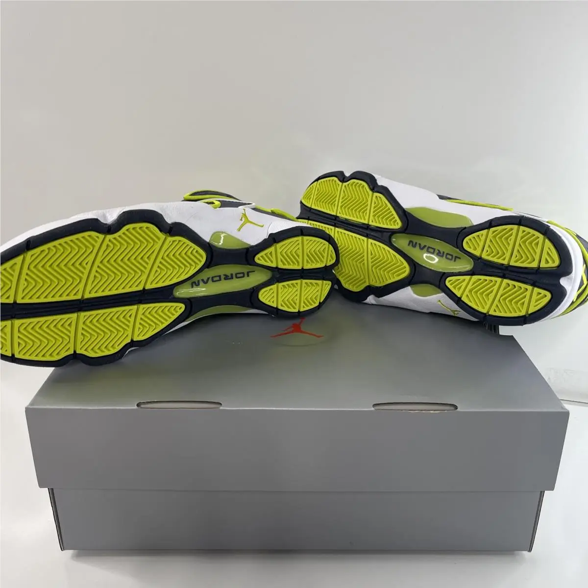 Nike shoes - Jordan OG - CW0907-400 - College Navy/White/Venom Green 12
