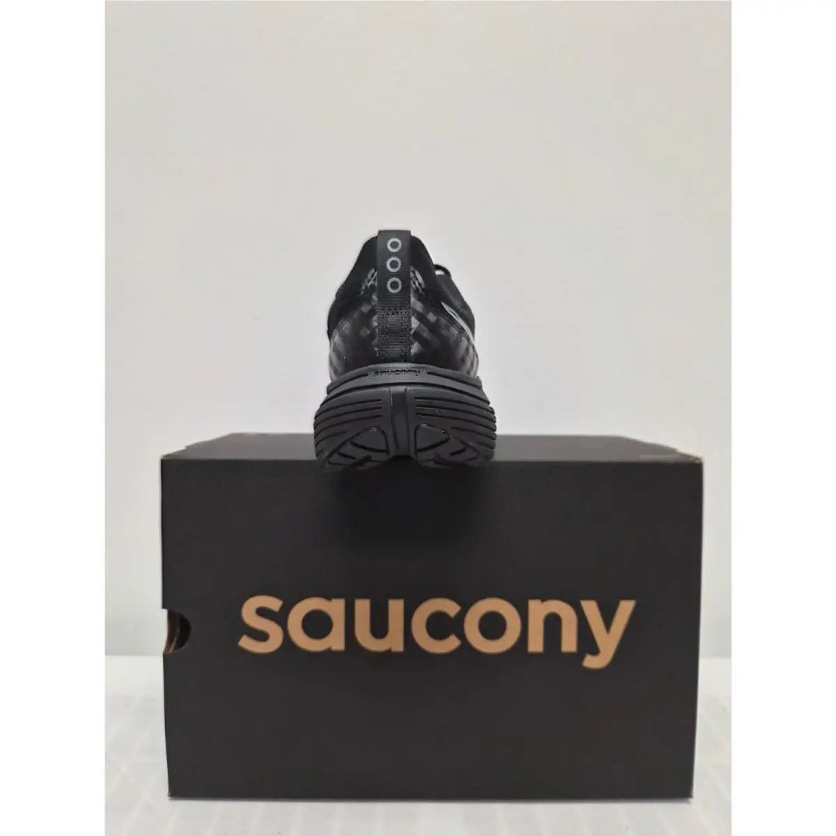 Saucony shoes - SAUCONY COHESION 19 - COHESION - S101960-1004 - Black 1
