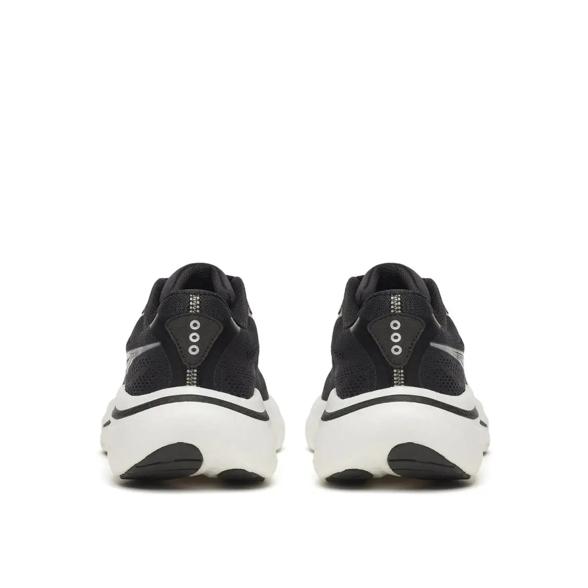 Saucony shoes - Black 2