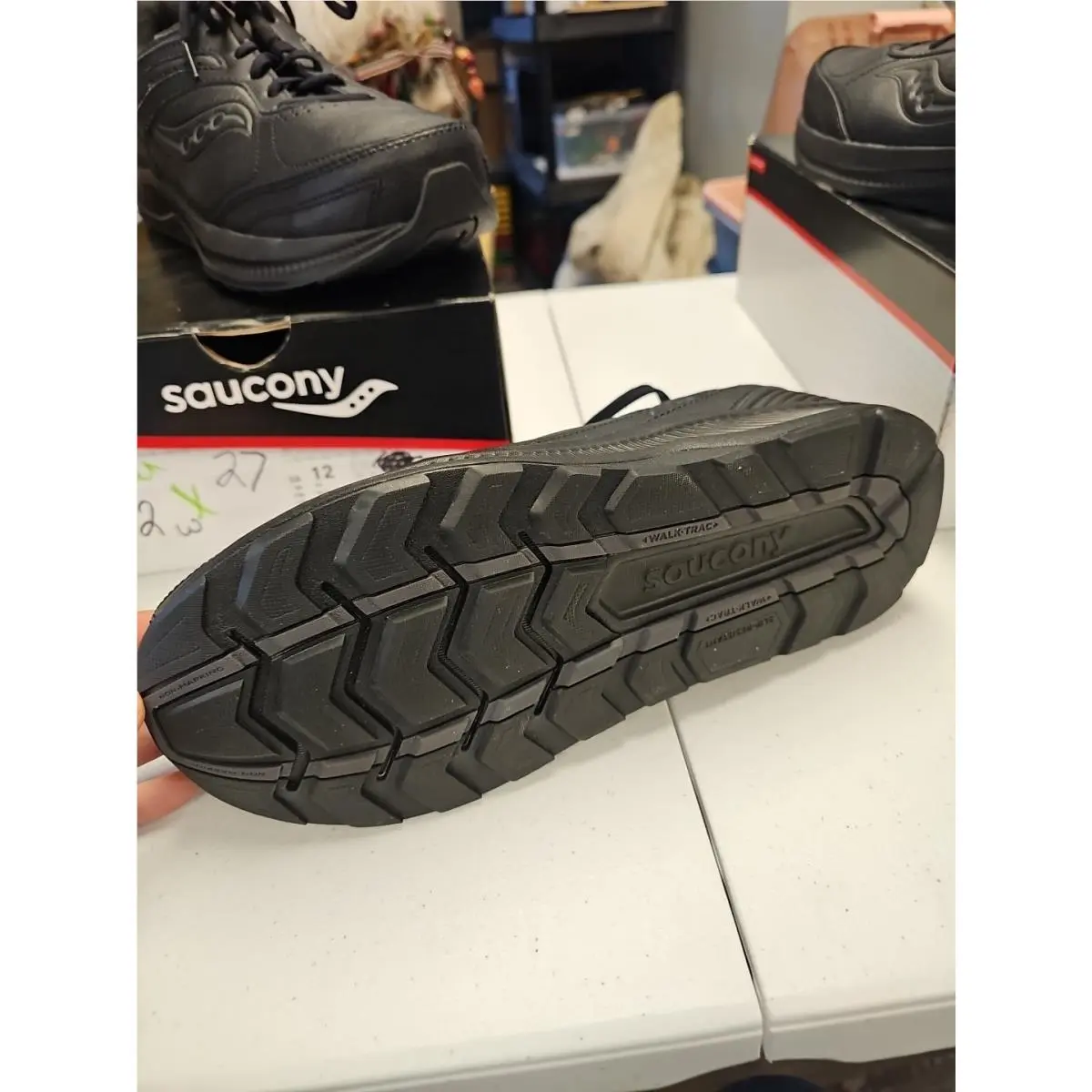 Saucony shoes - Saucony Echelon - Echelon - S50201-1 - Black 1