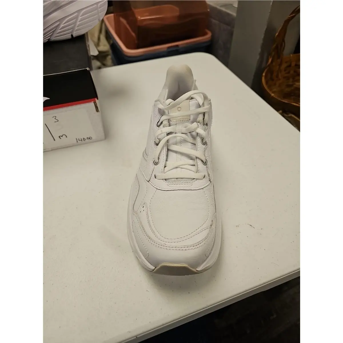 Saucony shoes - SAUCONY GUIDE METRO LE - GUIDE METRO - S11018-121 - White 0