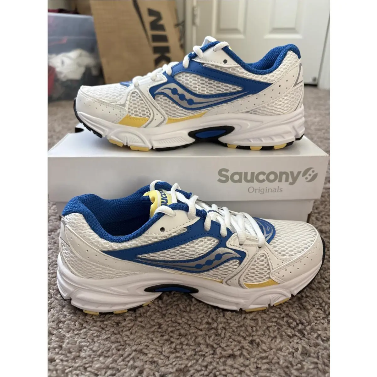 Saucony shoes - Saucony - S70812-15 - White 3