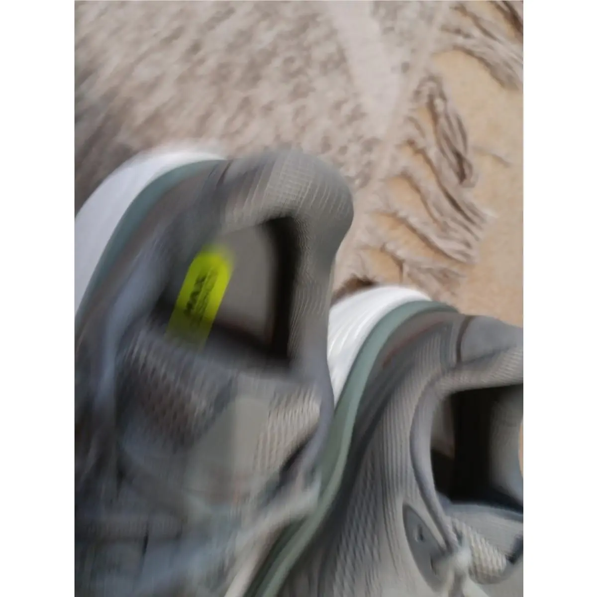 Saucony shoes - Saucony Hurricane - Hurricane - s101098-1018 - Gray 10