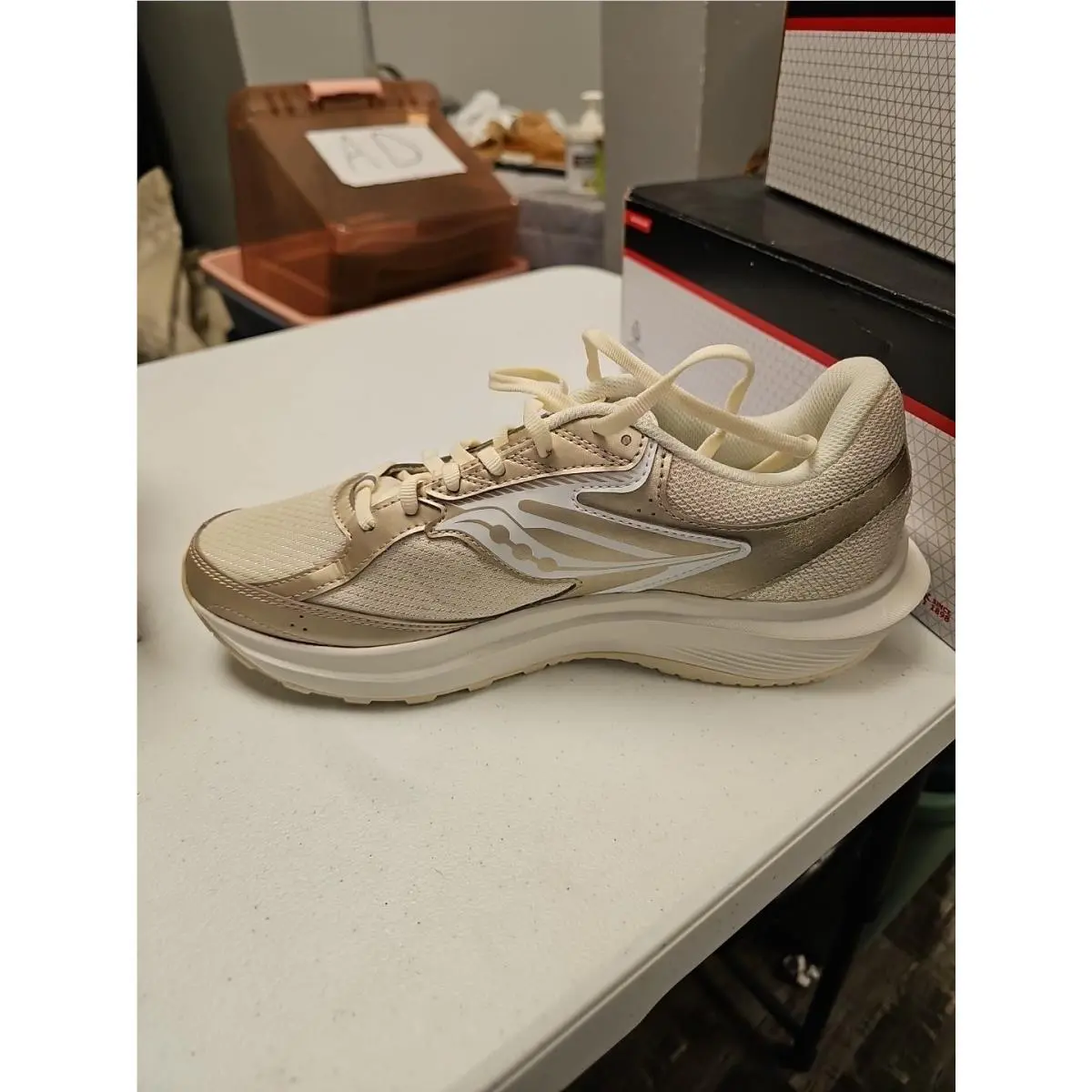 Saucony shoes - Saucony Cohesion 17 - Cohesion - S10943-121 - Beige 2
