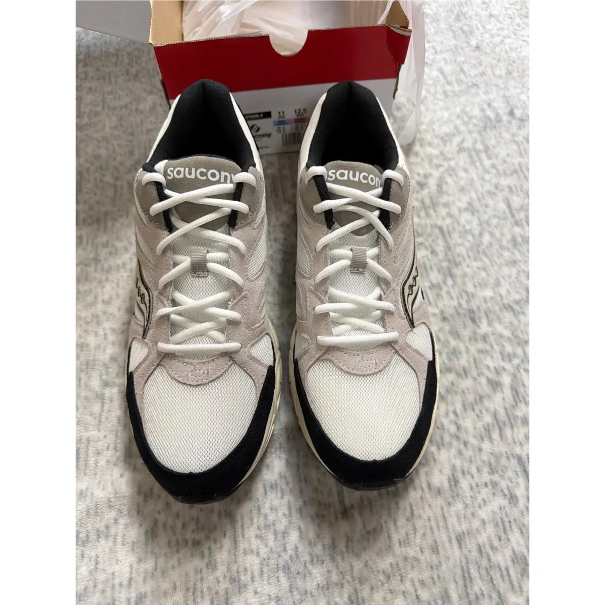 Saucony Ride Millennium Mens 11 White Black White Sneakers S70856-4