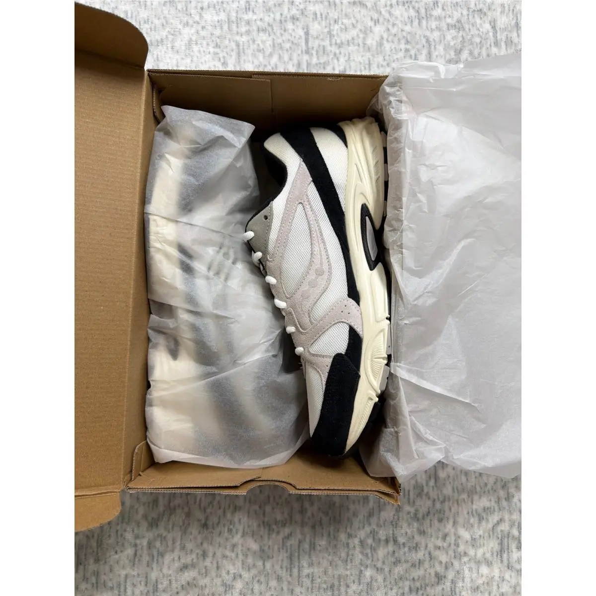 Saucony shoes - Ride Millennium - Ride Millennium - White 4