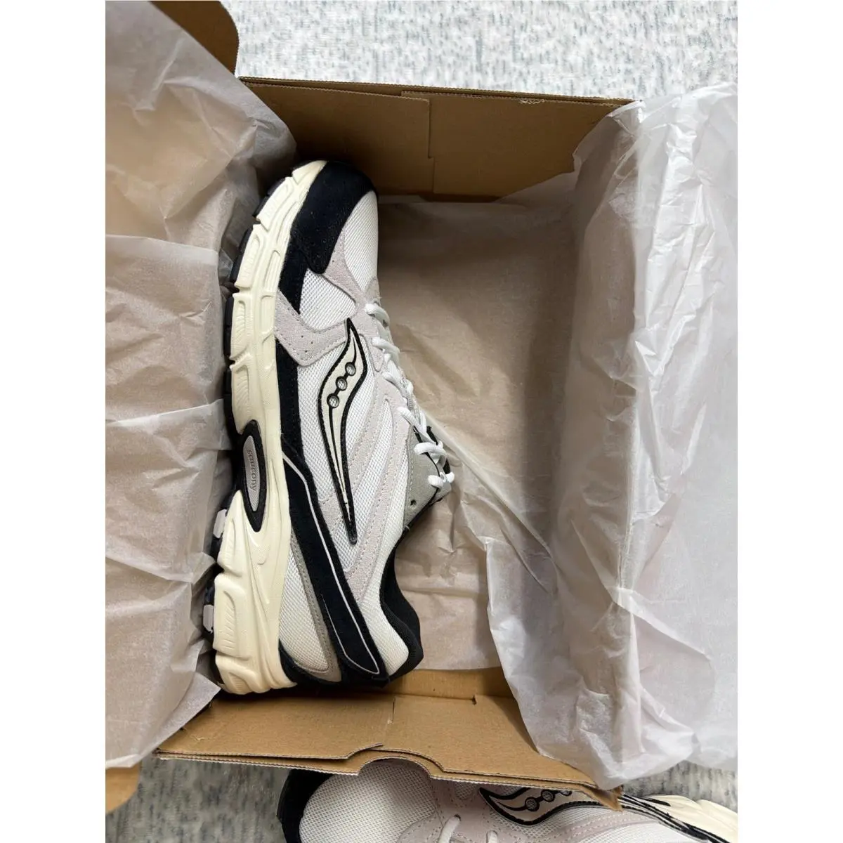 Saucony shoes - Ride Millennium - Ride Millennium - White 5