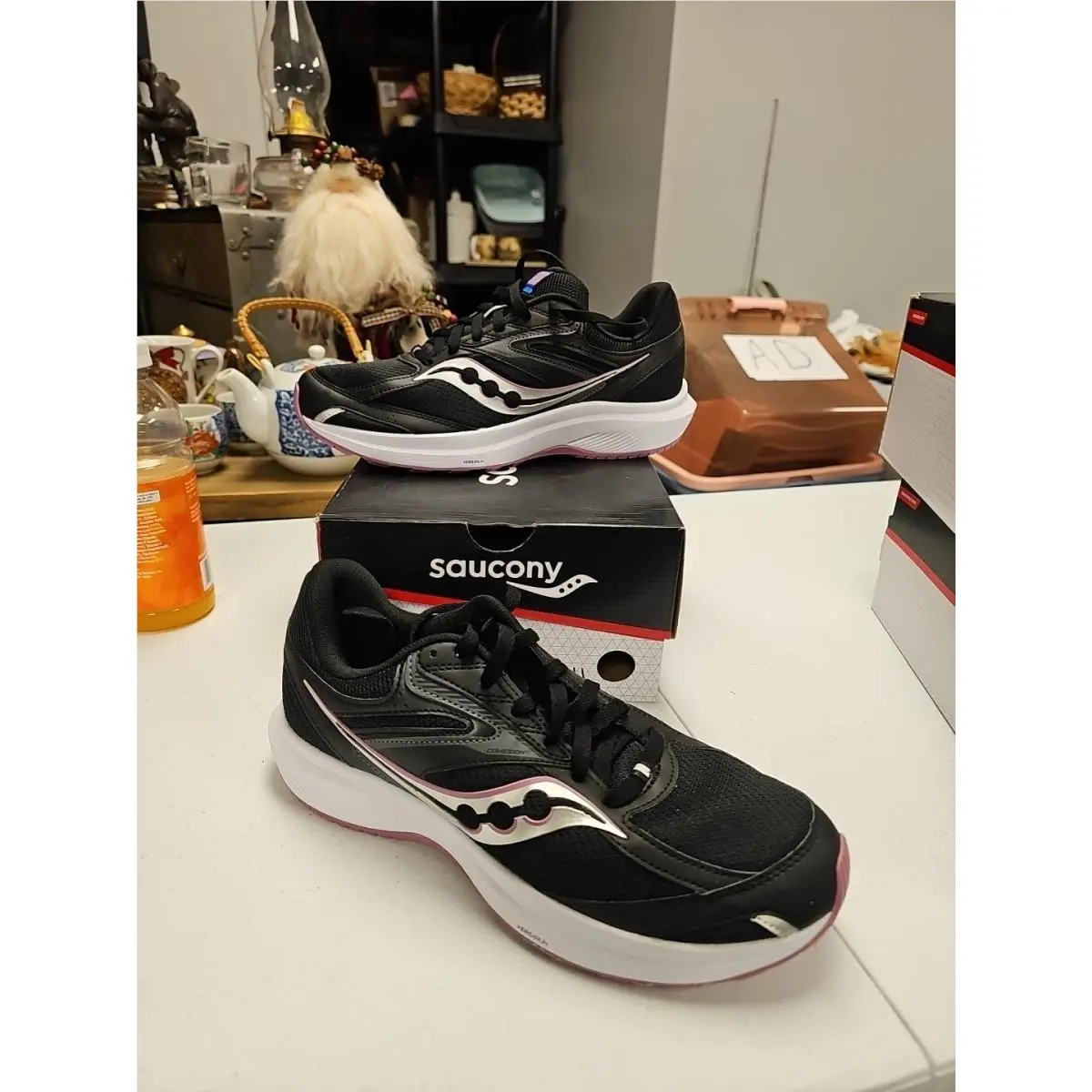 Saucony Cohesion 17 Shoes Women Size 10.5W Running Blac Sneakers S10944-100
