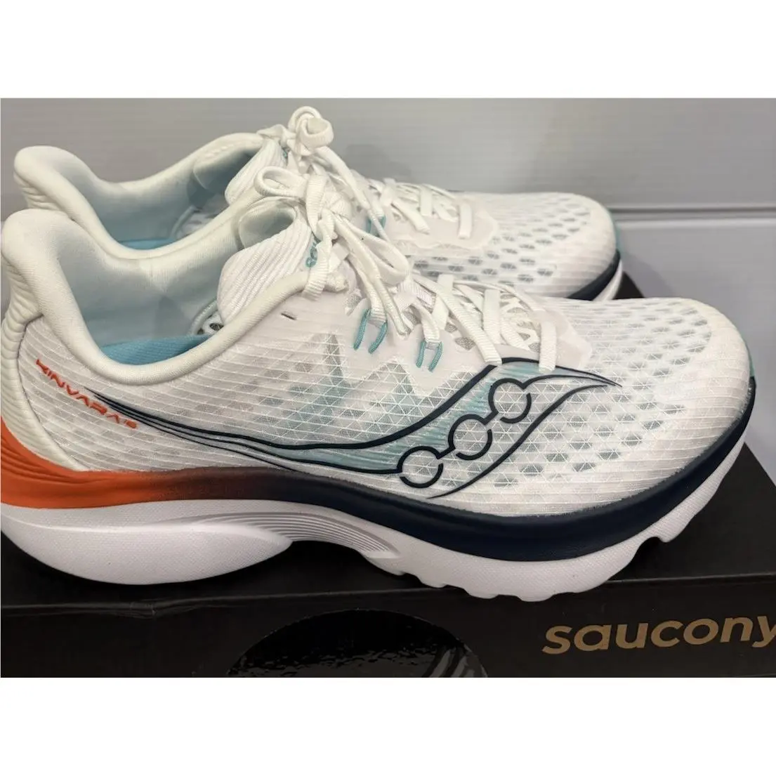 Saucony shoes - Saucony Kinvara - Kinvara - S11020-172 - White/Navy 2