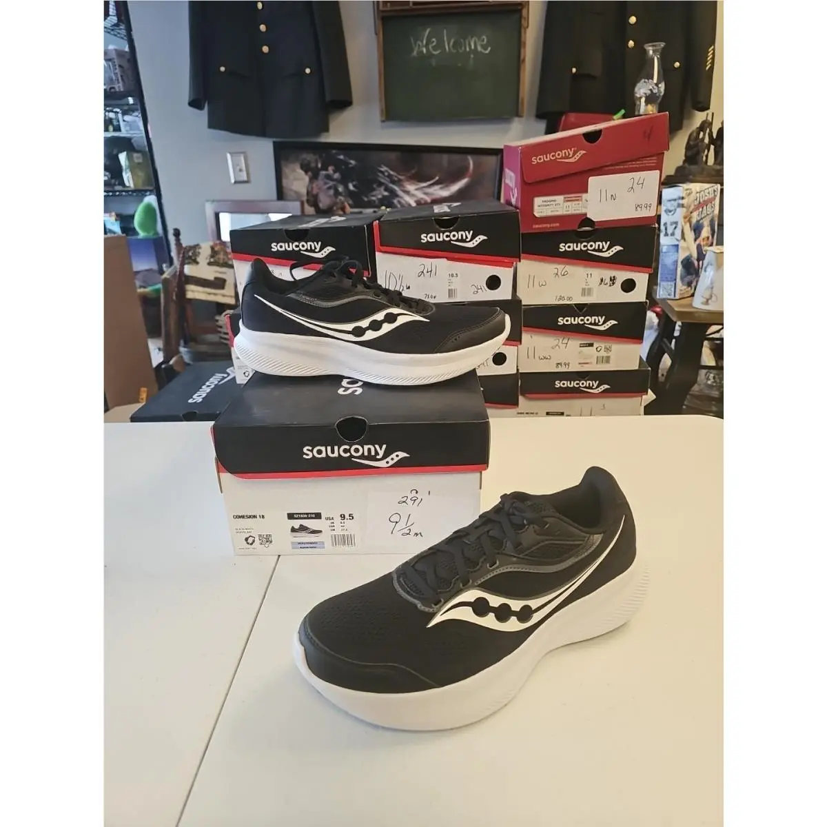 Saucony Men`s Cohesion 18 Running Shoe Black Size 9.5