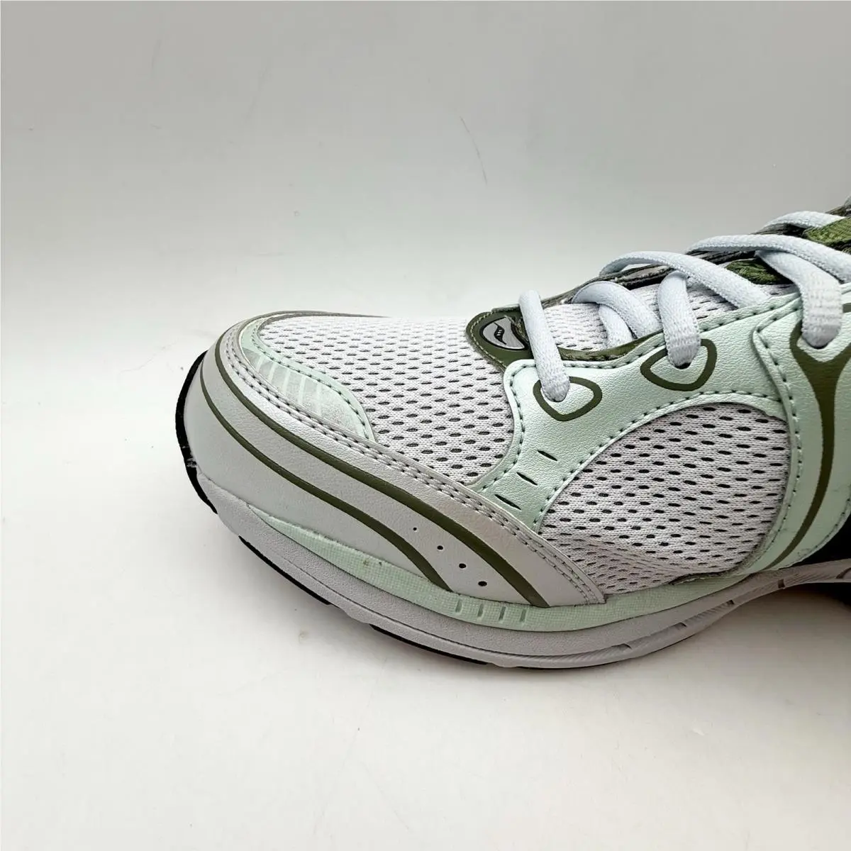 Saucony shoes - Gray (UPC: 195020052136) 10