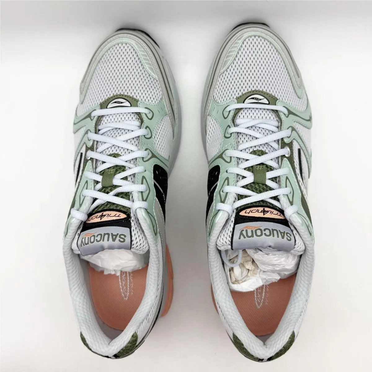 Saucony shoes - Gray (UPC: 195020052136) 7