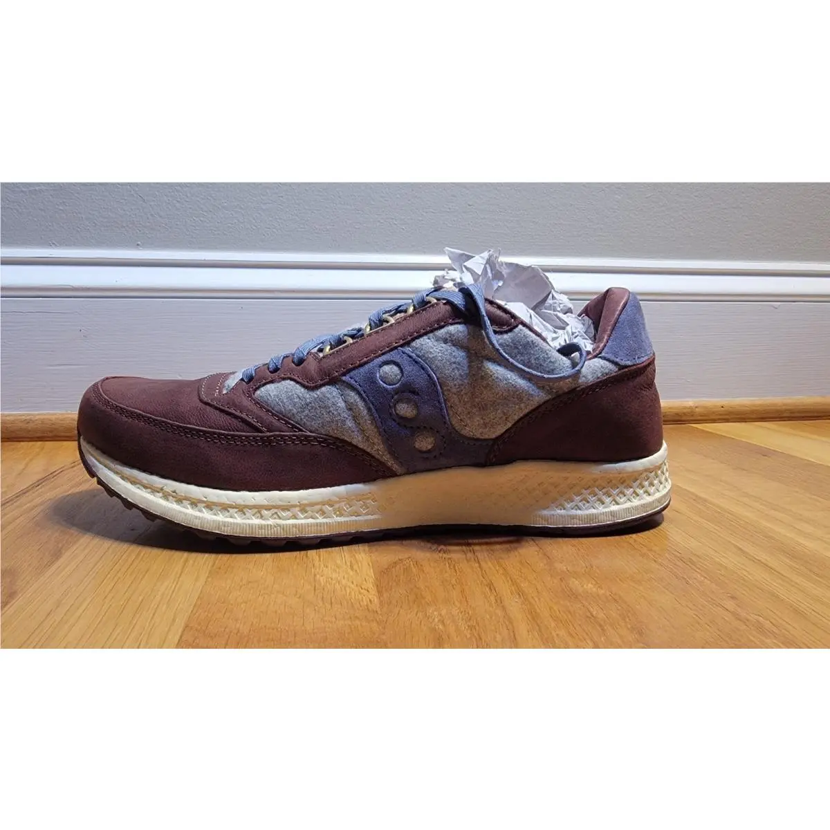 Saucony Freedom Runner Leather Low Top Sneaker Brown/gray/blue Size 7.5 Men