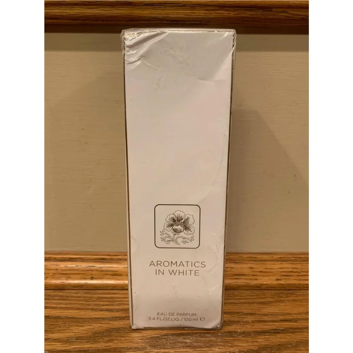 Clinique Aromatics In White Perfume For Women Eau de Parfum Spray 3.4 fl oz