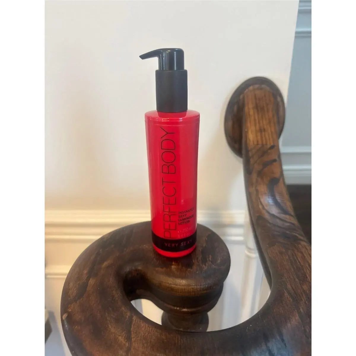 Victoria’s Secret Very Sexy Perfect Body Instantly Sexy Luminous Lotion