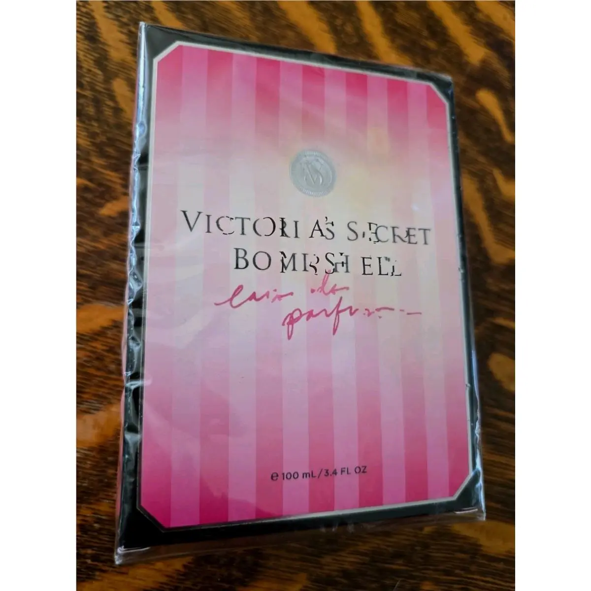 Victoria`s Secret Bombshell 3.4 fl oz / 100 ml Edp Women`s Perfume