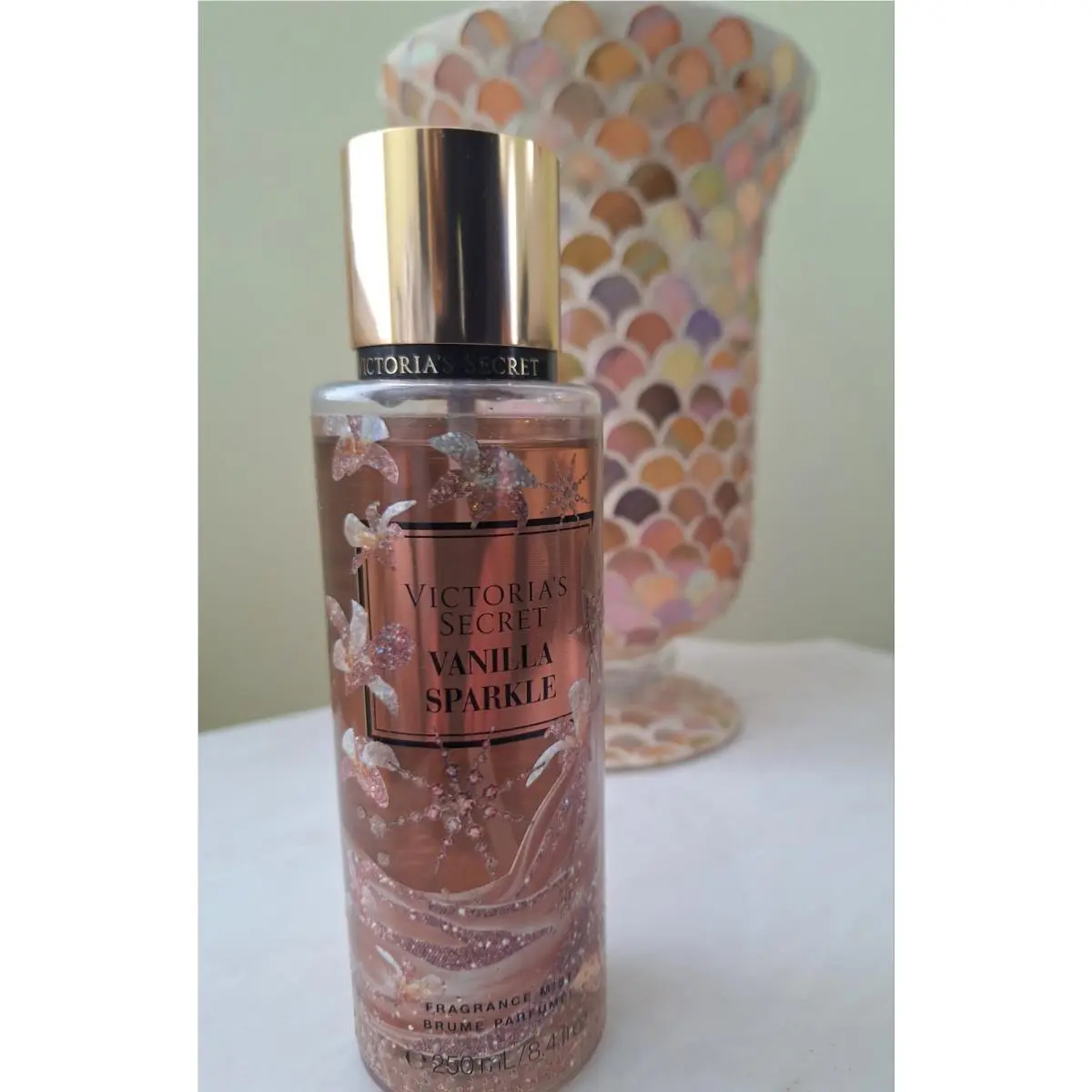 Vanilla Sparkle Fragrance Body Mist Victoria`s Secret 8.4fl oz