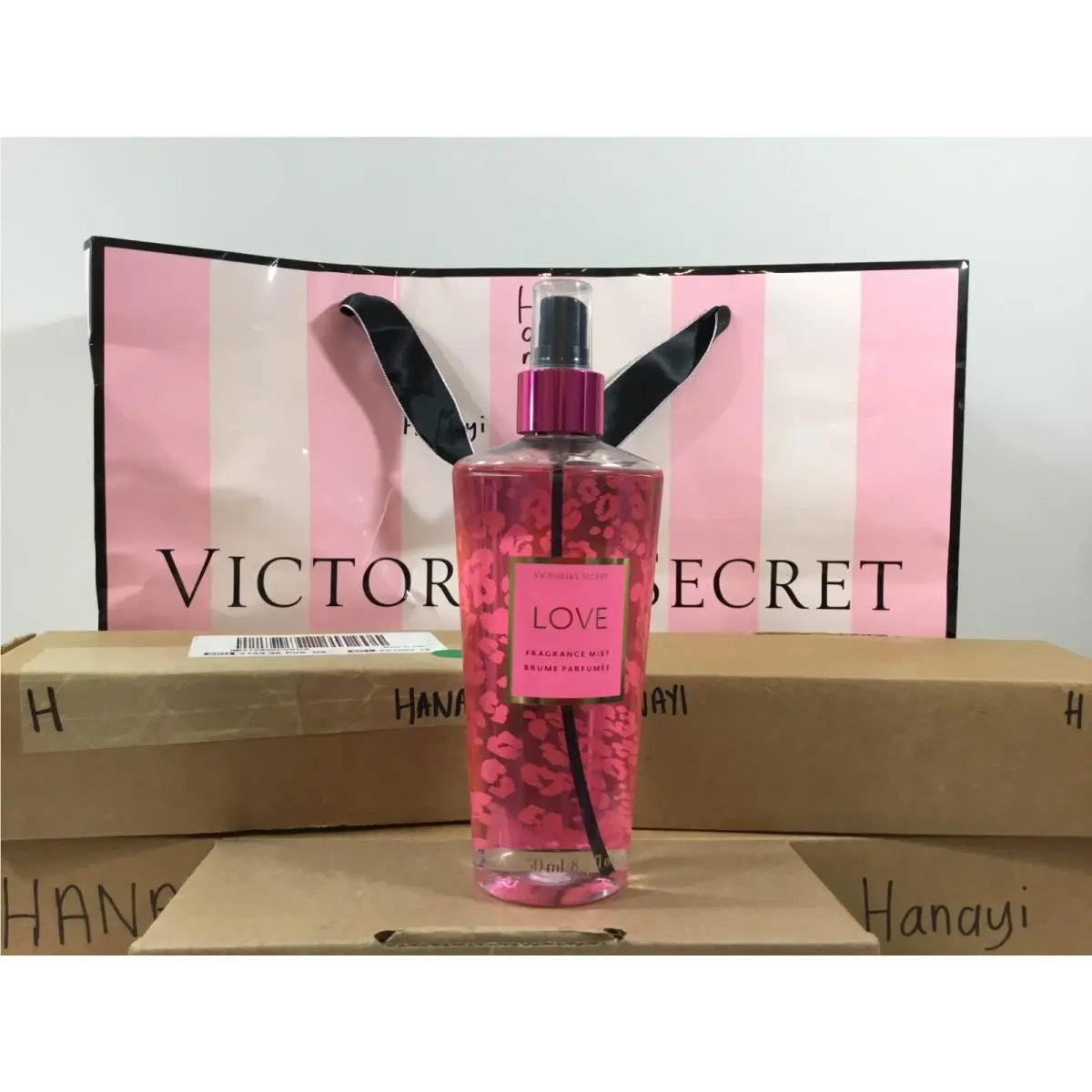 Victoria`s Secret Love Island Breeze Tiare Blossom Fragrance Mist 8.4 OZ