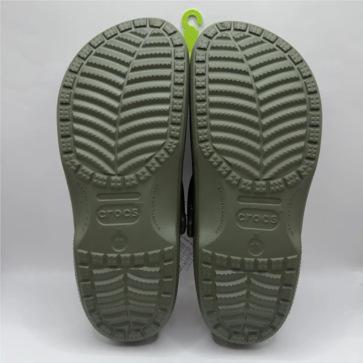 Crocs shoes - Crocs Baya Lined Clog - Baya Lined Clog - Green (UPC: 0196265745593) 5
