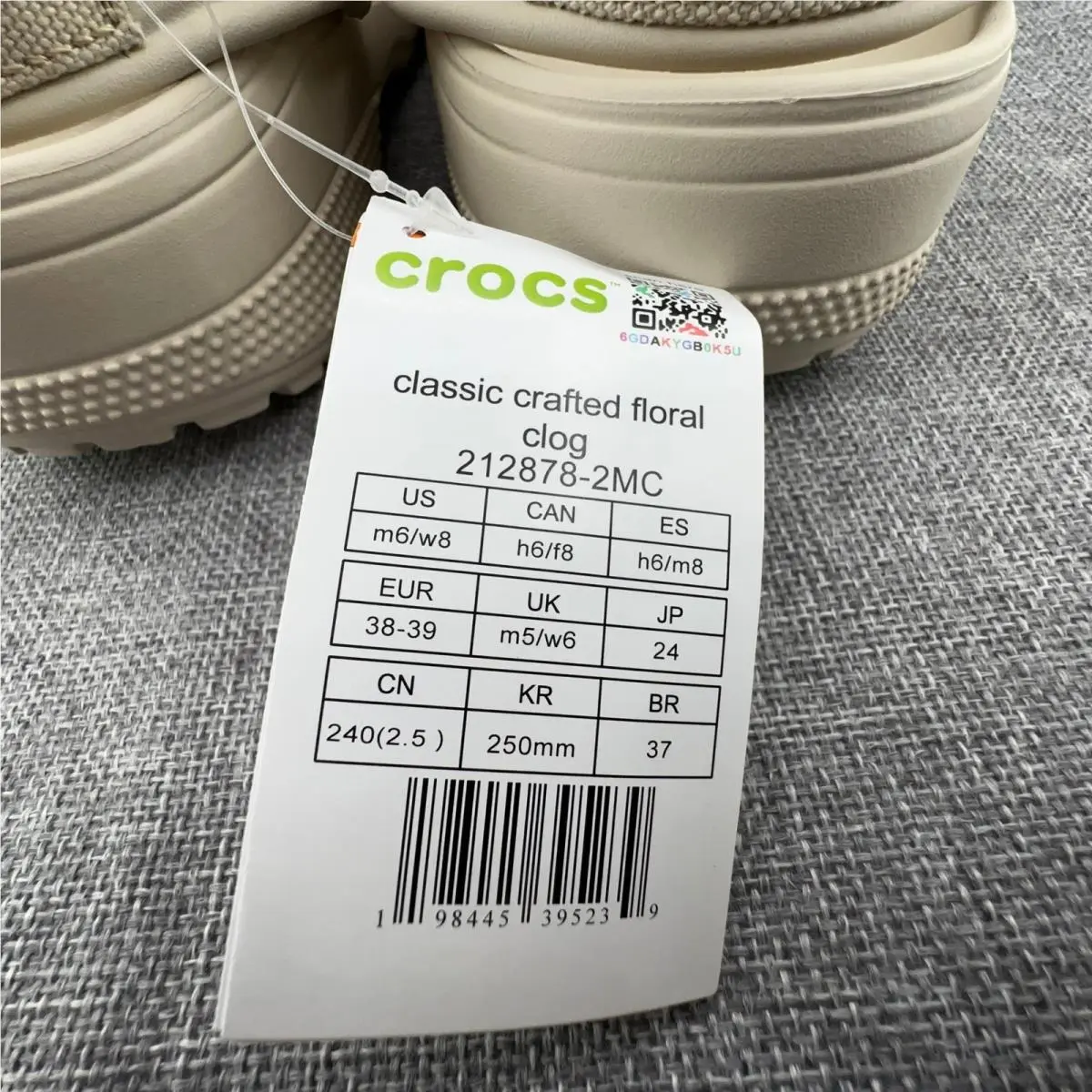 Crocs shoes - Classic Crafted Floral Clog - Classic Crafted Floral Clog - Multicolor 7