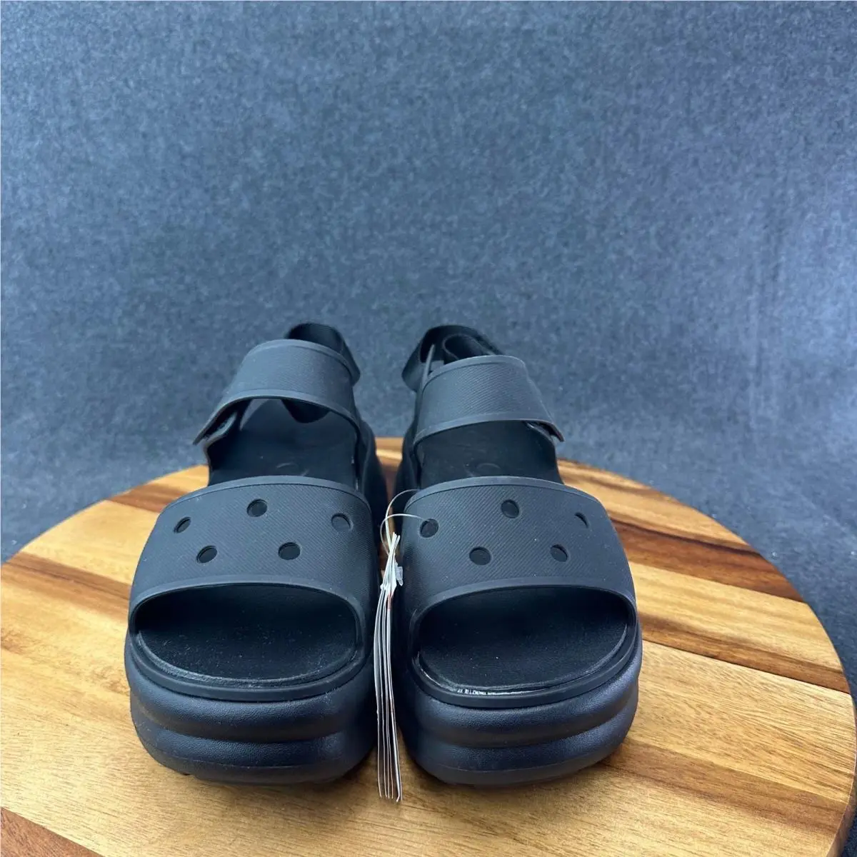 Crocs shoes - Soho Y-Strap Sandal - Soho Sandal - Black 1